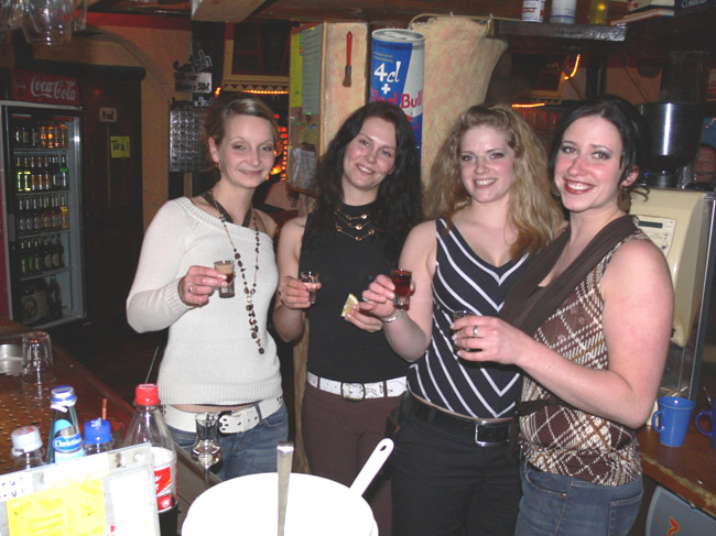 angels08 01